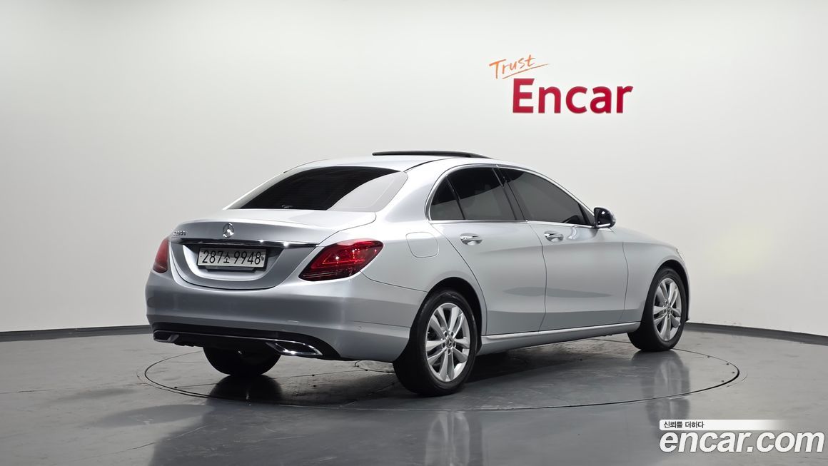 Mercedes-Benz C-Class 2019