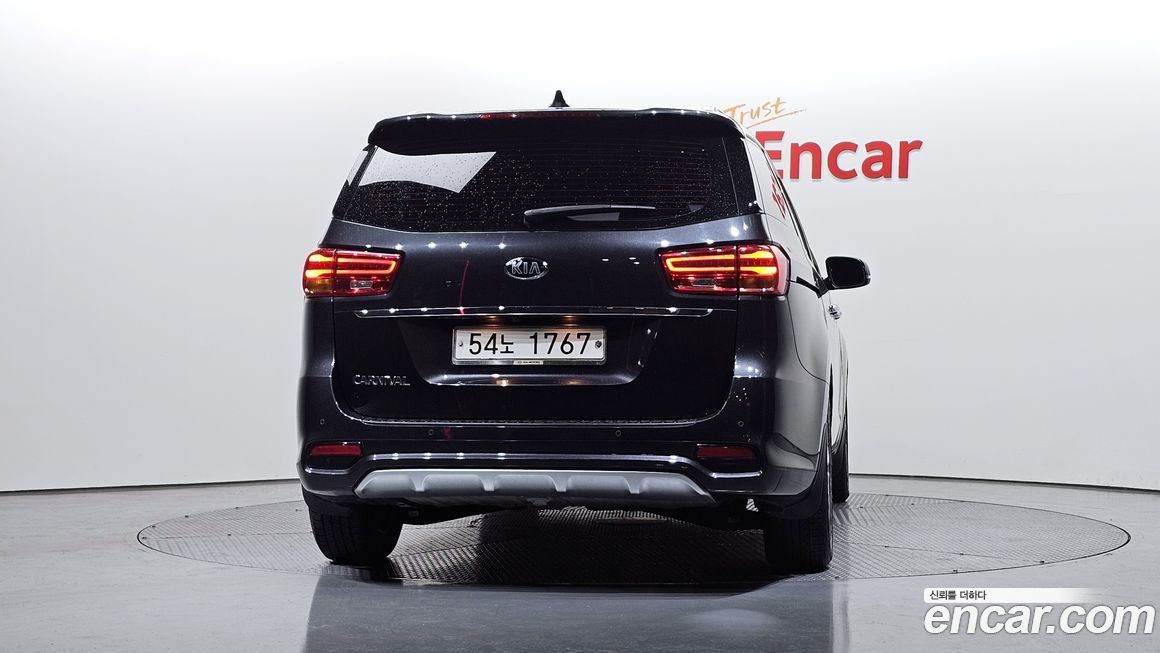 Kia Canival 2019