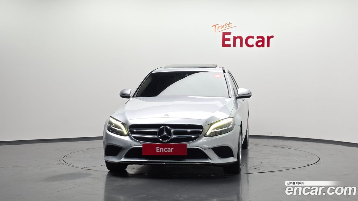 Mercedes-Benz C-Class 2019