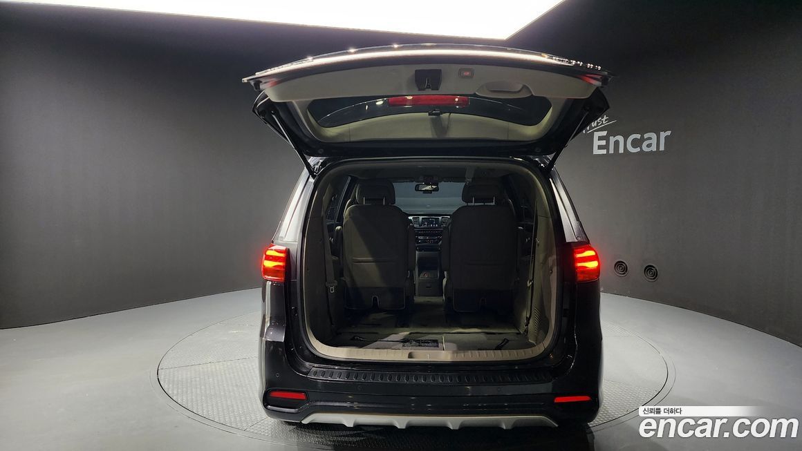 Kia Canival 2019