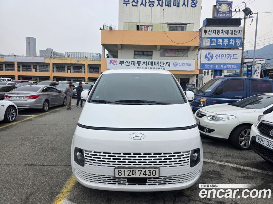 Hyundai Staria 2024