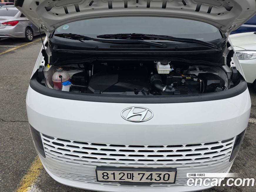 Hyundai Staria 2024