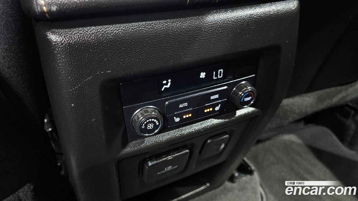 ChevroletGMDaewoo Traverse 2021