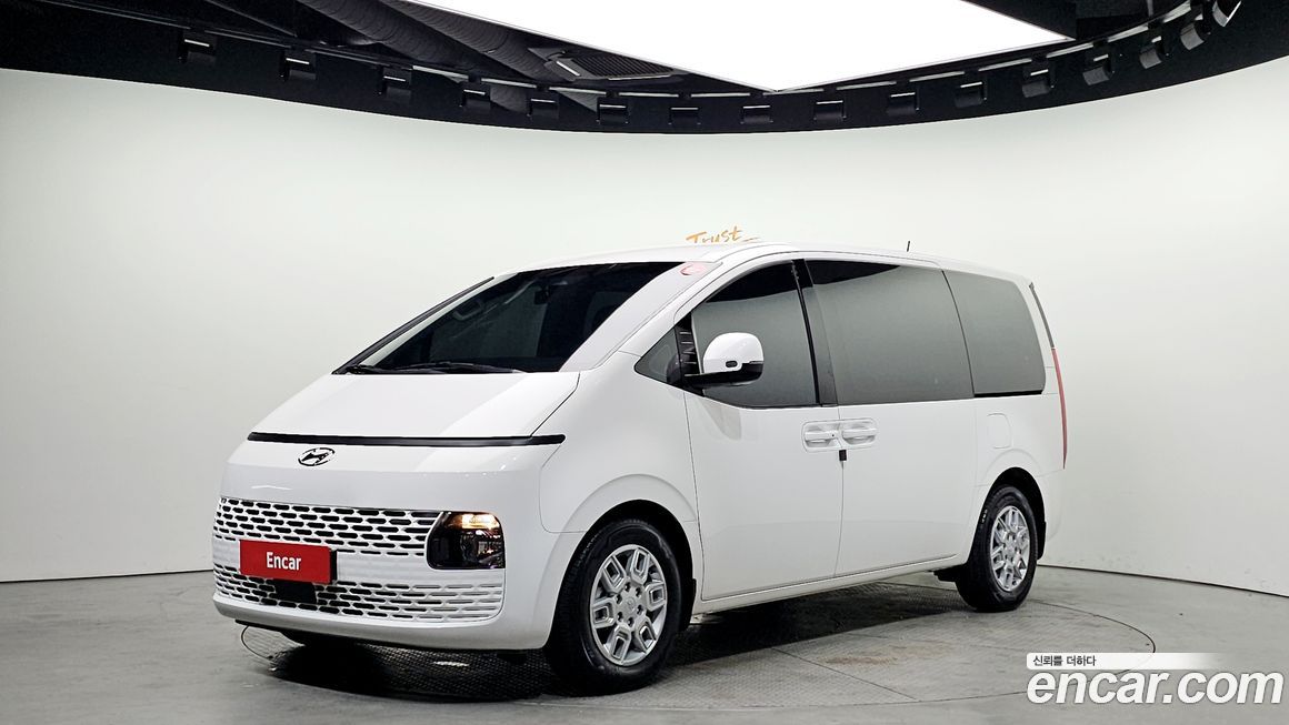 Hyundai Staria 2022