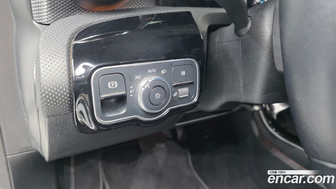 Mercedes-Benz A-Class 2021