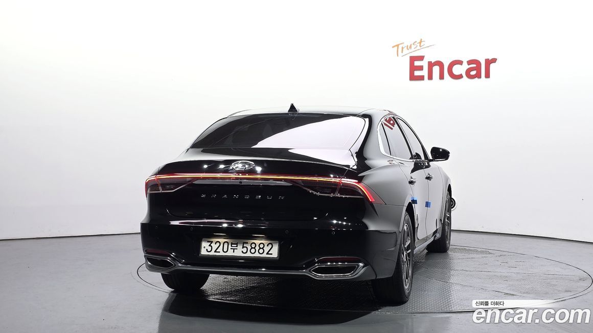 Hyundai Grandeur 2021