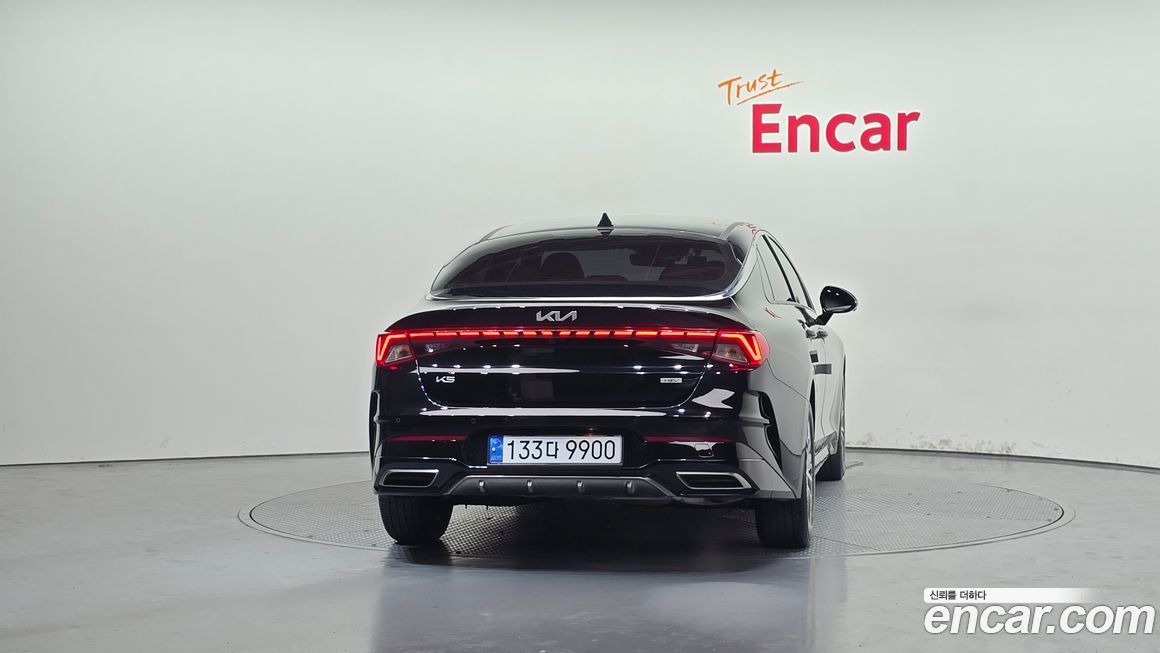 Kia K5 2023