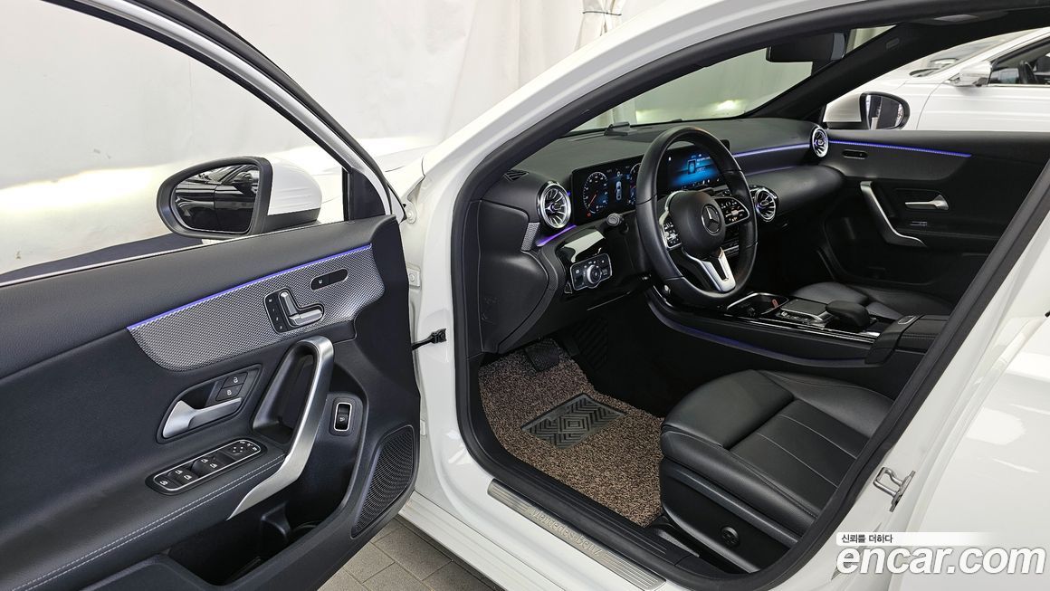 Mercedes-Benz A-Class 2021