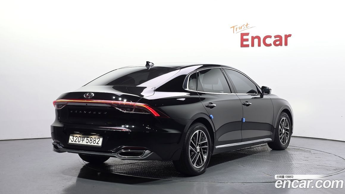 Hyundai Grandeur 2021