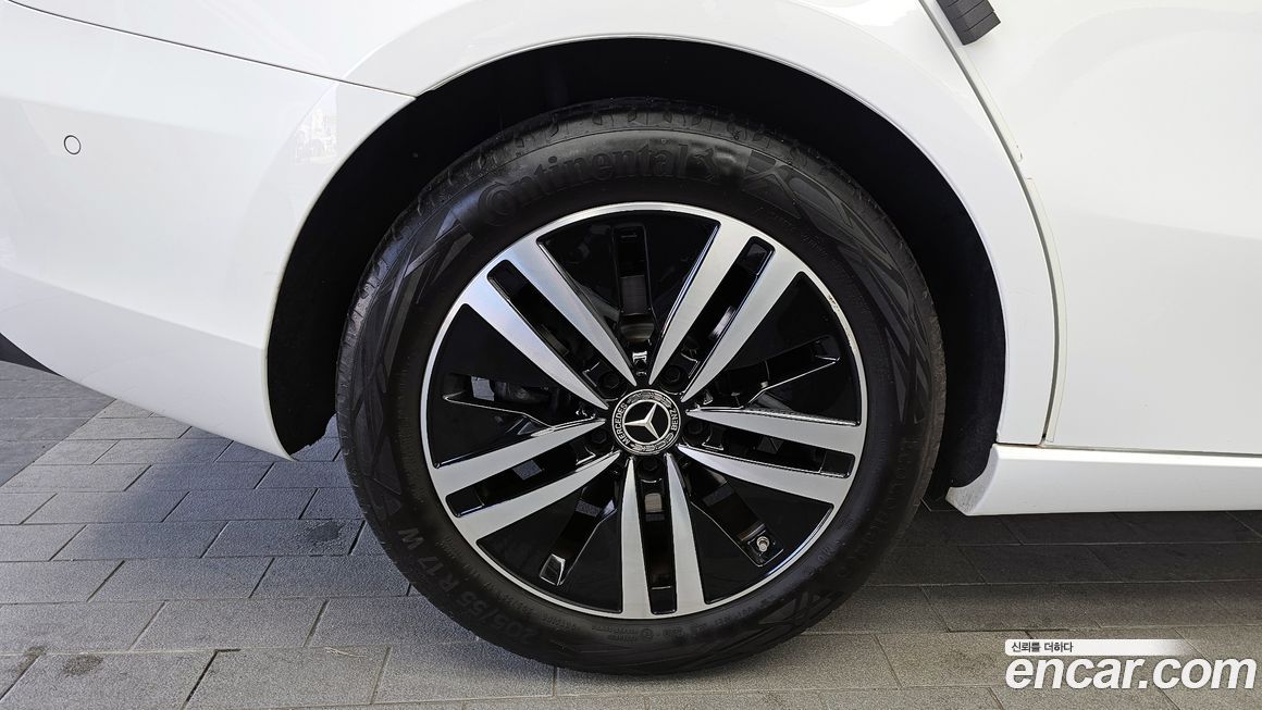 Mercedes-Benz A-Class 2021