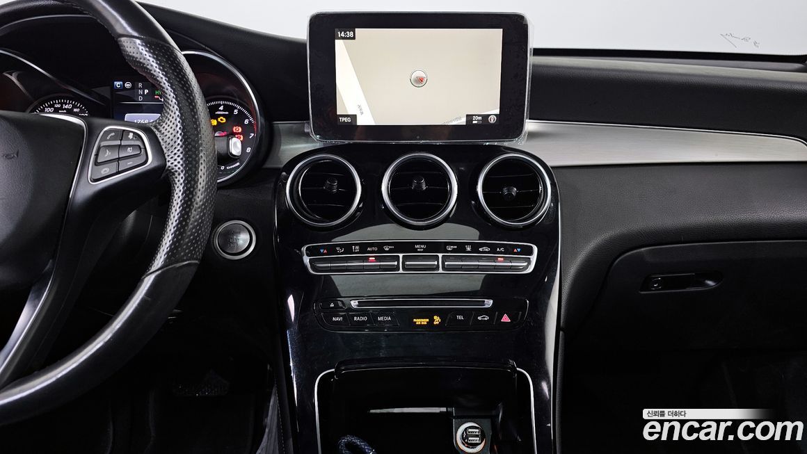 Mercedes-Benz GLC-Class 2018