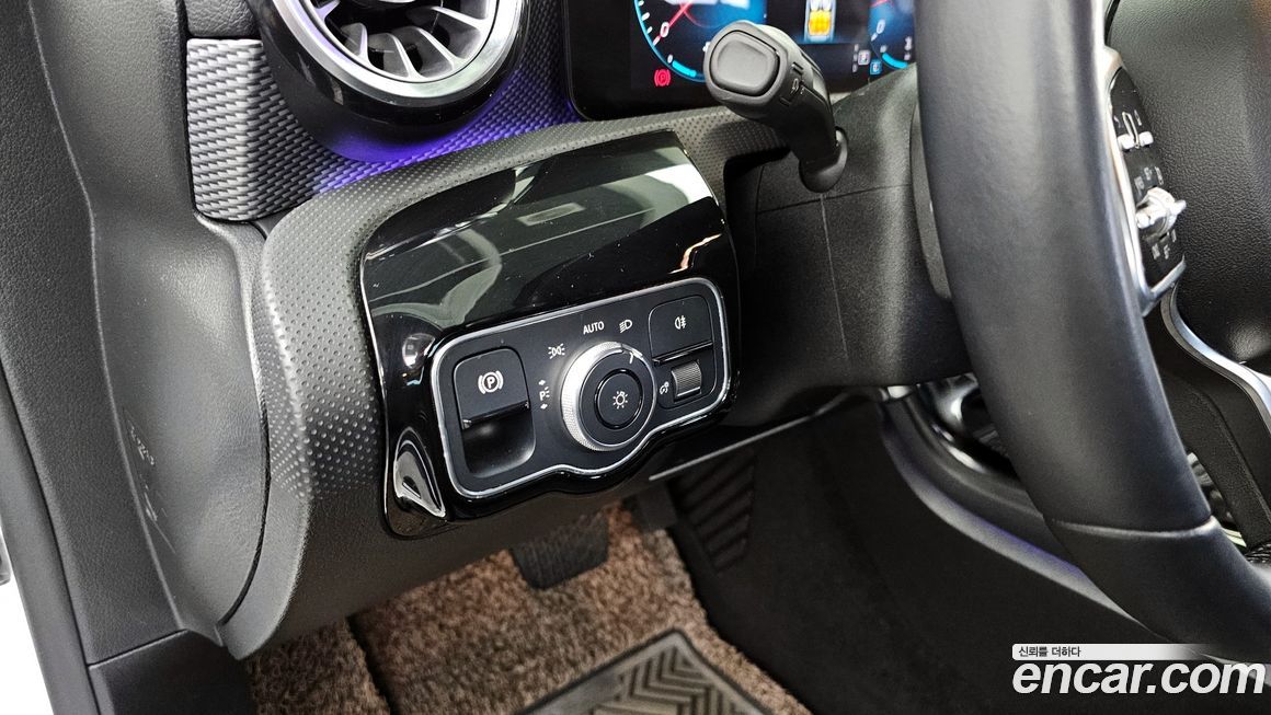 Mercedes-Benz A-Class 2021