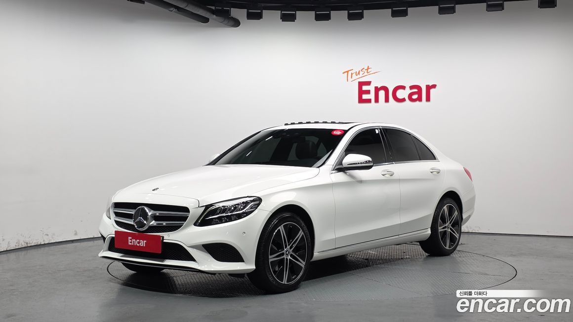 Mercedes-Benz C-Class 2020