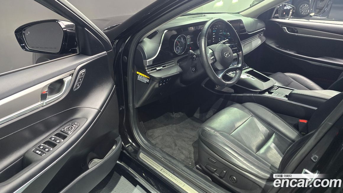 Hyundai Grandeur 2020