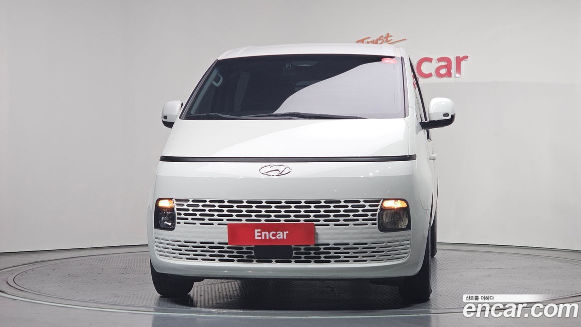 Hyundai Staria 2022