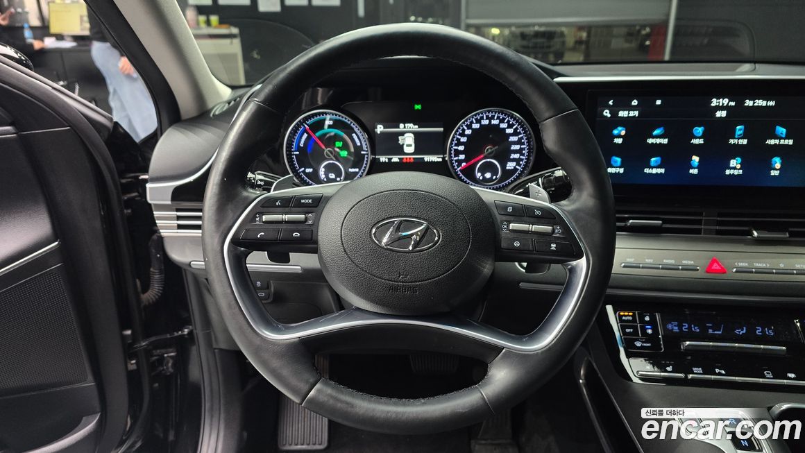 Hyundai Grandeur 2020