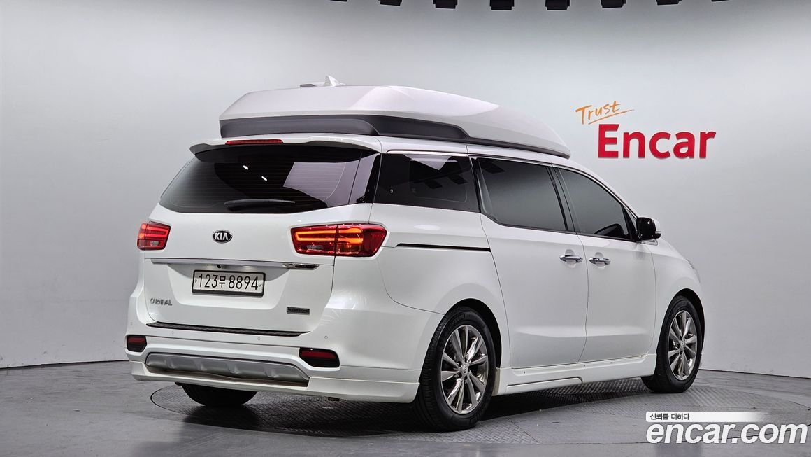 Kia Canival 2019
