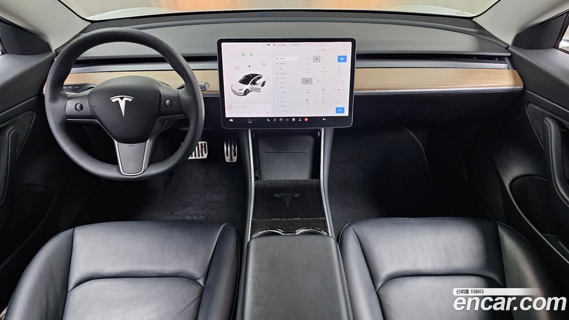 Tesla Model 3 2020