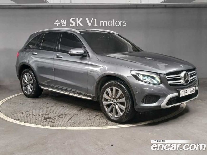 Mercedes-Benz GLC-Class 2019