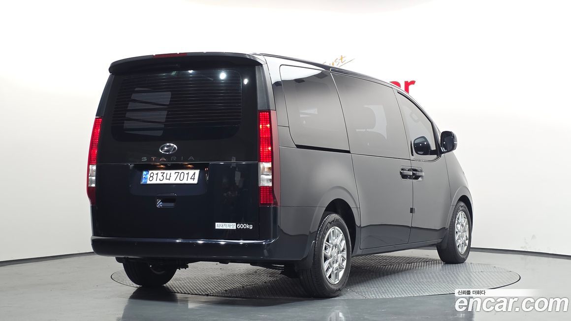 Hyundai Staria 2023