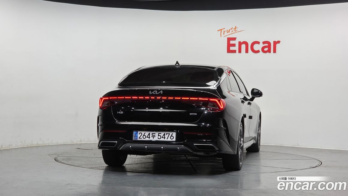 Kia K5 2023