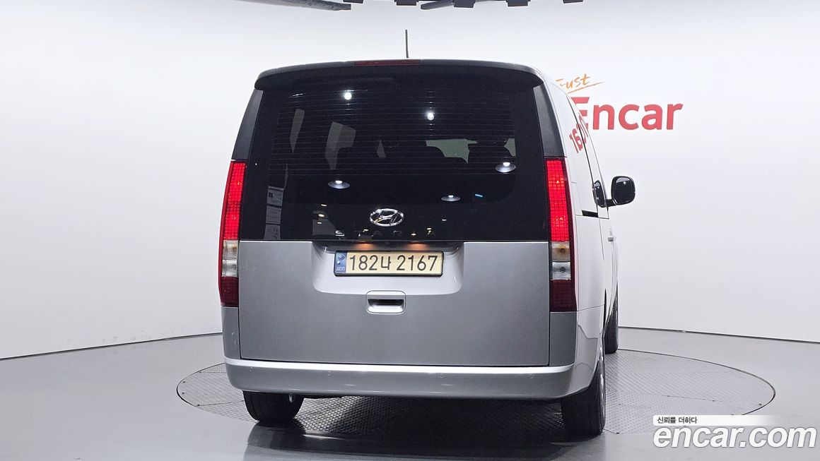 Hyundai Staria 2023