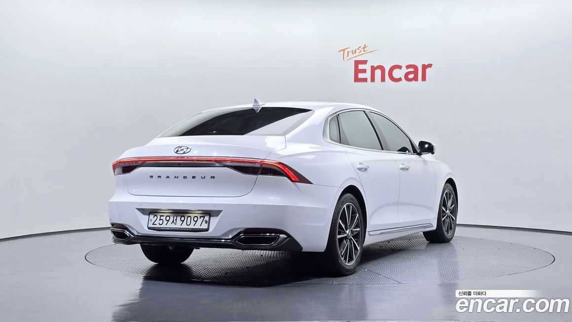 Hyundai Grandeur 2020