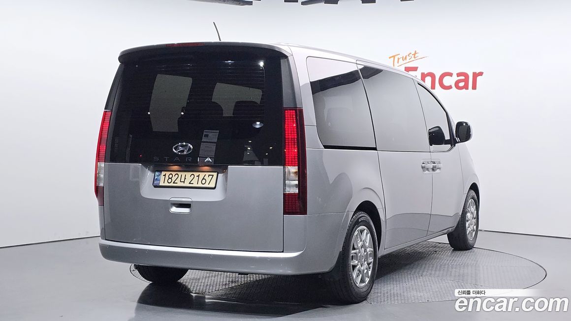 Hyundai Staria 2023