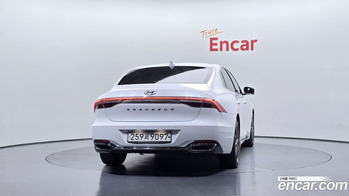 Hyundai Grandeur 2020