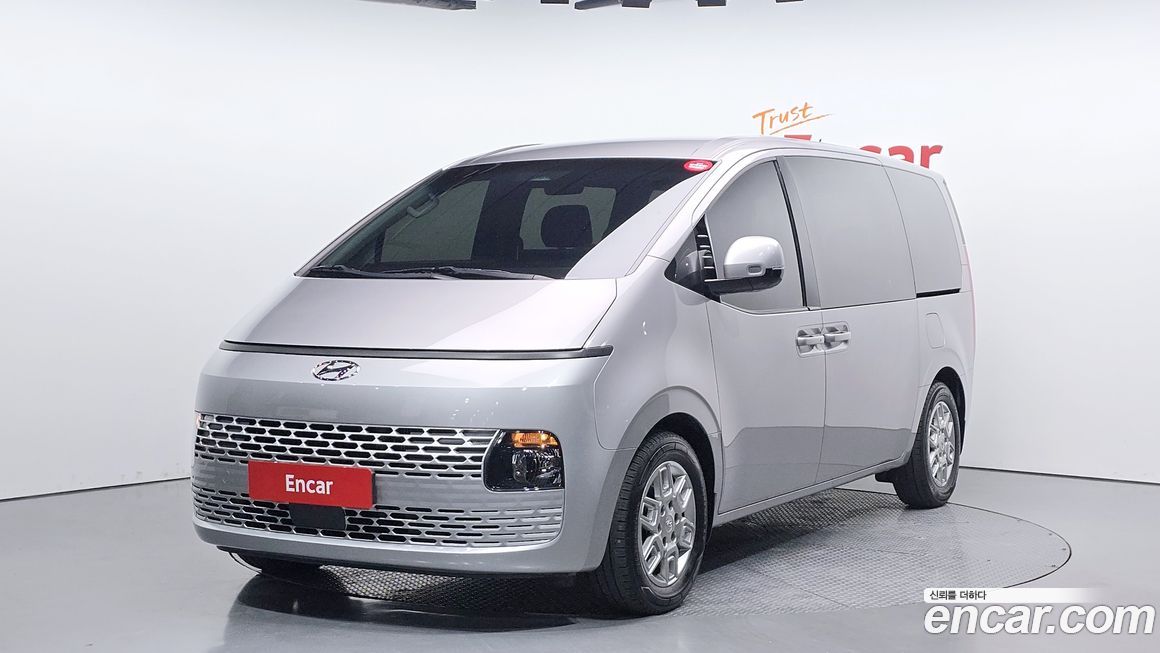 Hyundai Staria 2023