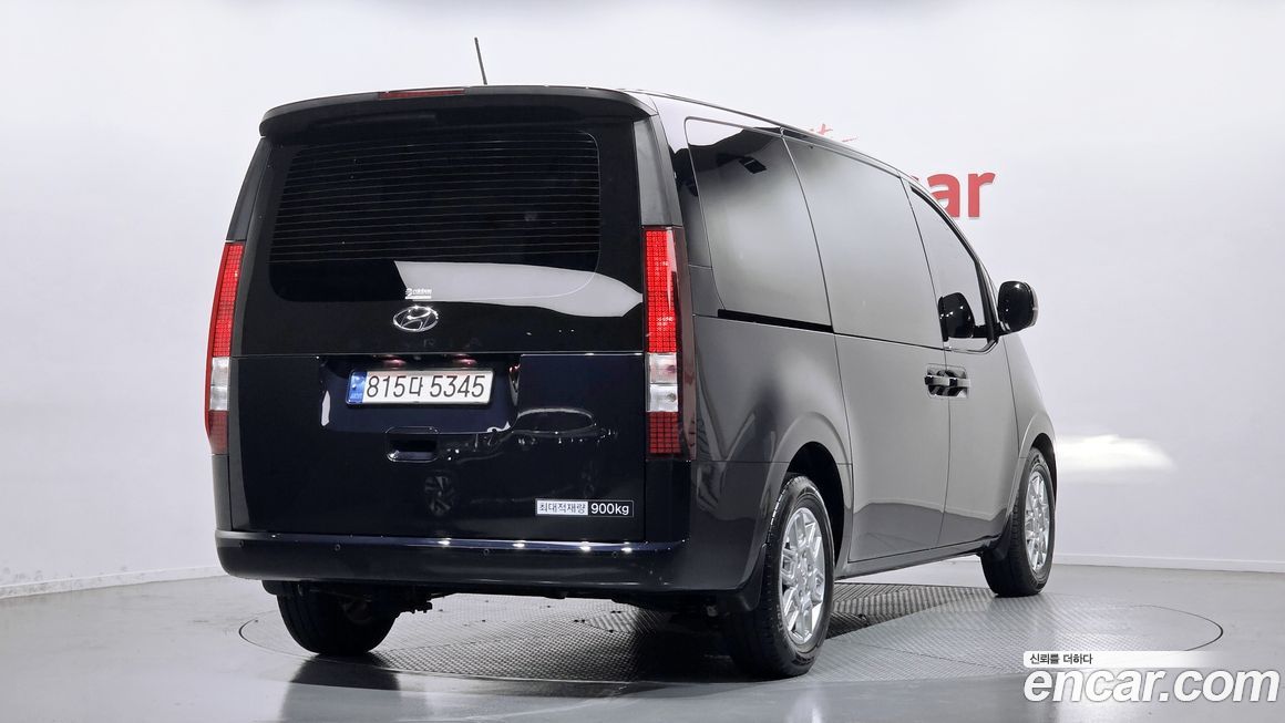 Hyundai Staria 2023