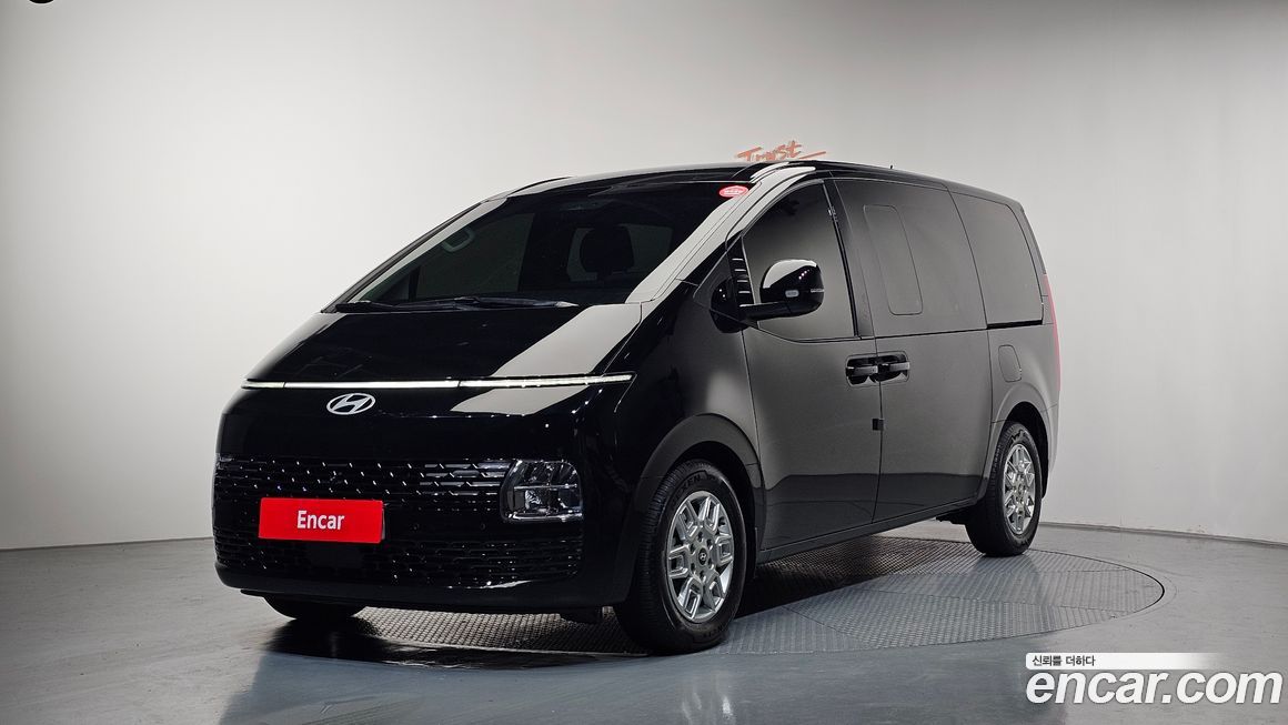 Hyundai Staria 2025