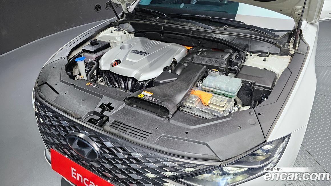 Hyundai Grandeur 2020