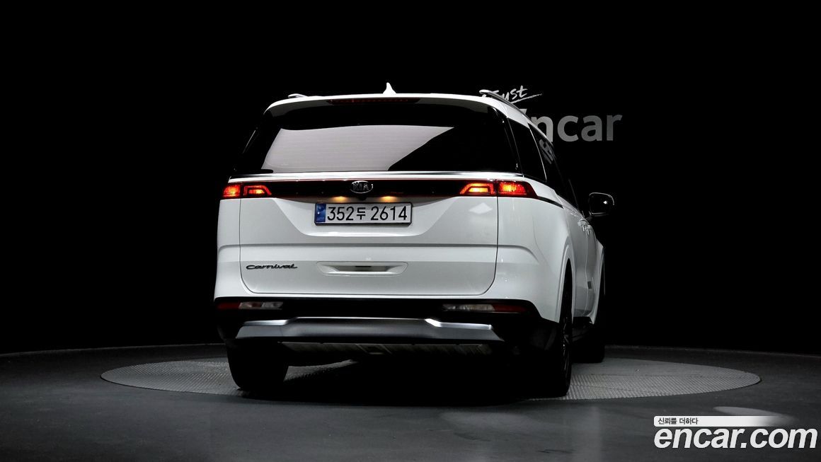 Kia Canival 2021