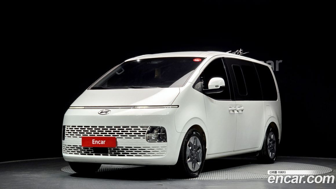 Hyundai Staria 2022