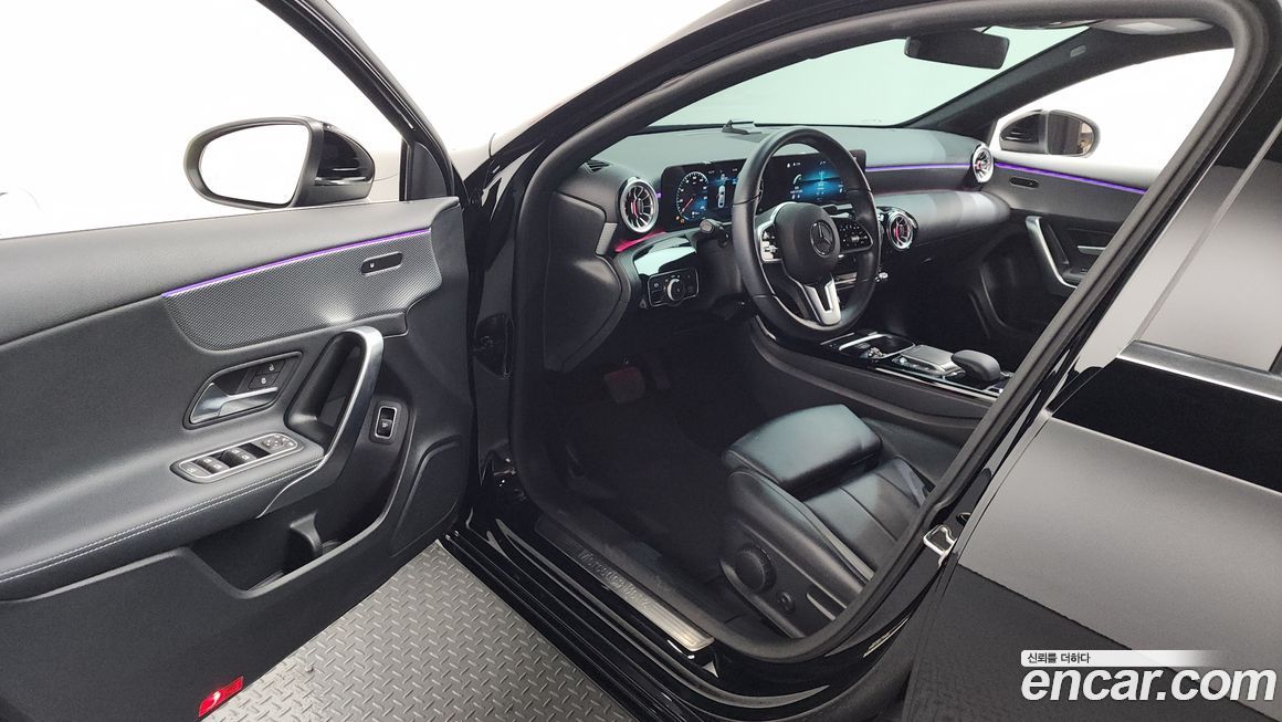 Mercedes-Benz A-Class 2022