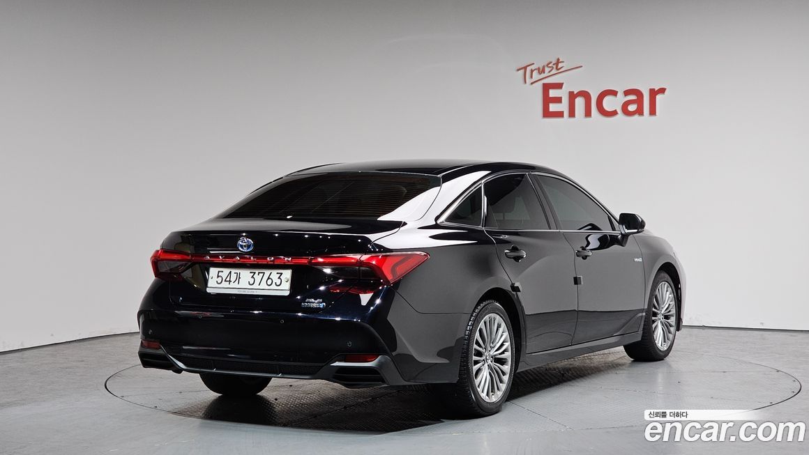 Toyota Avalon 2019