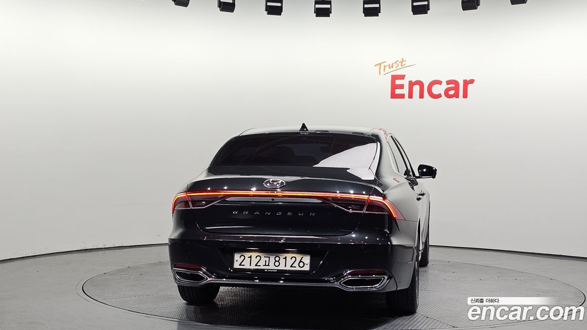 Hyundai Grandeur 2021