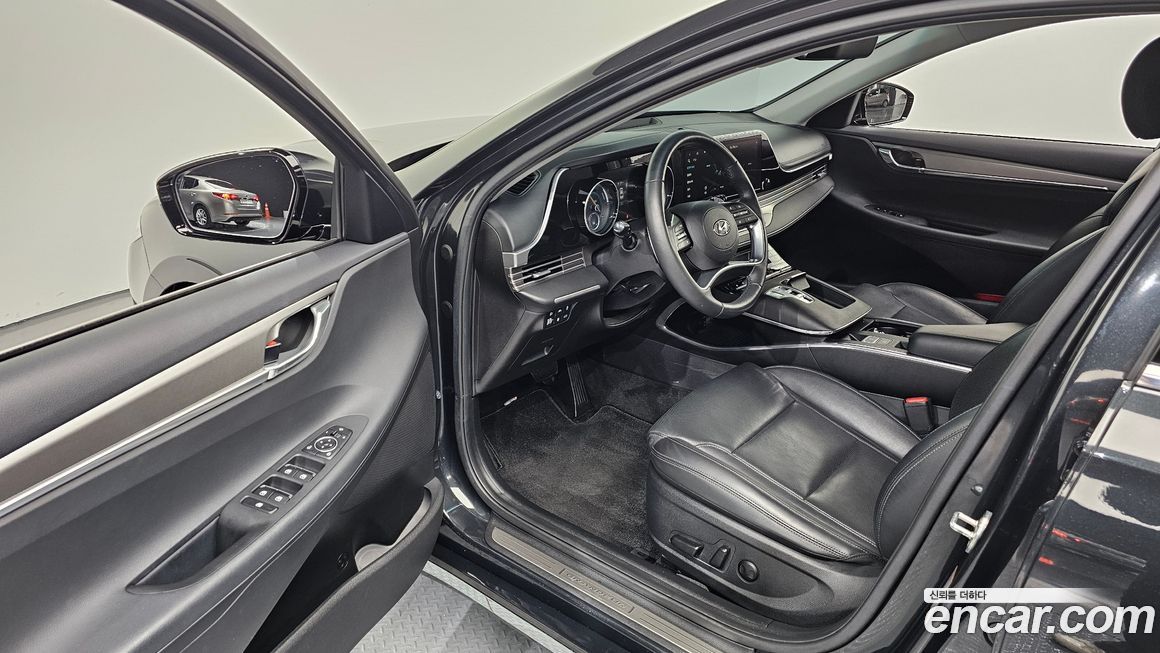 Hyundai Grandeur 2021