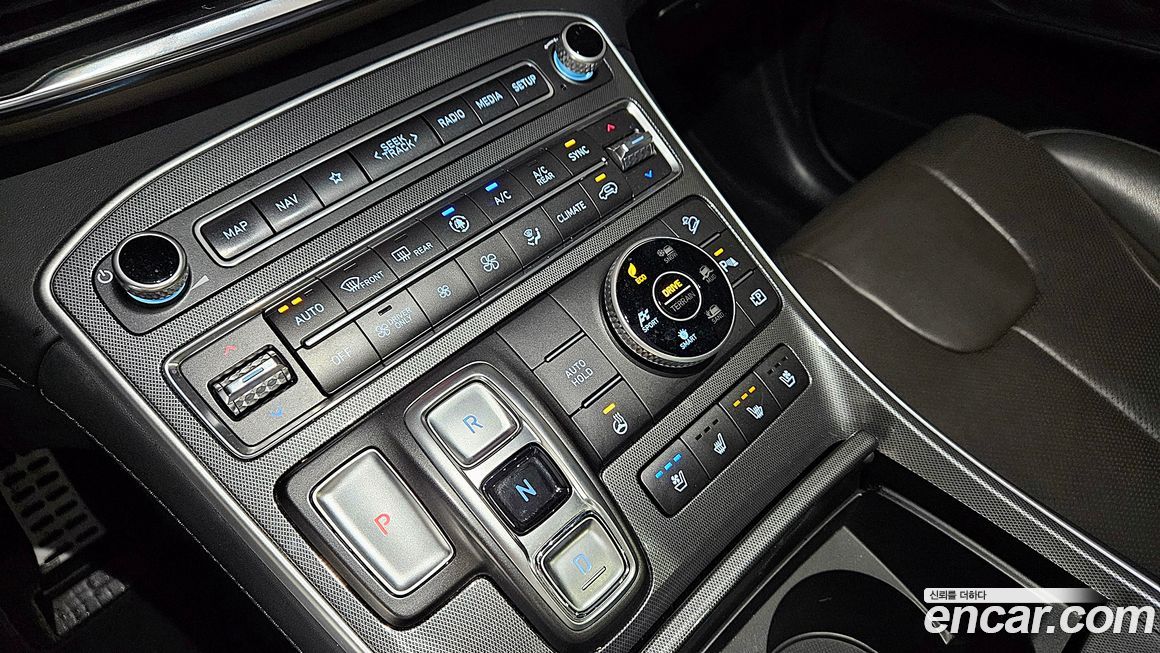 Hyundai Santafe 2022