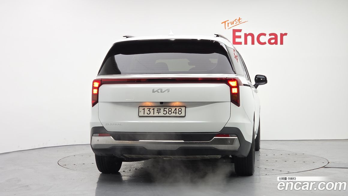 Kia Canival 2025
