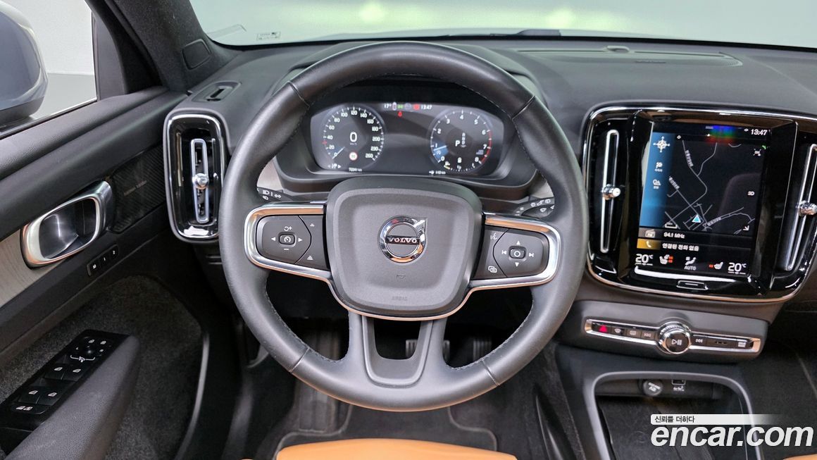 Volvo XC40 2022