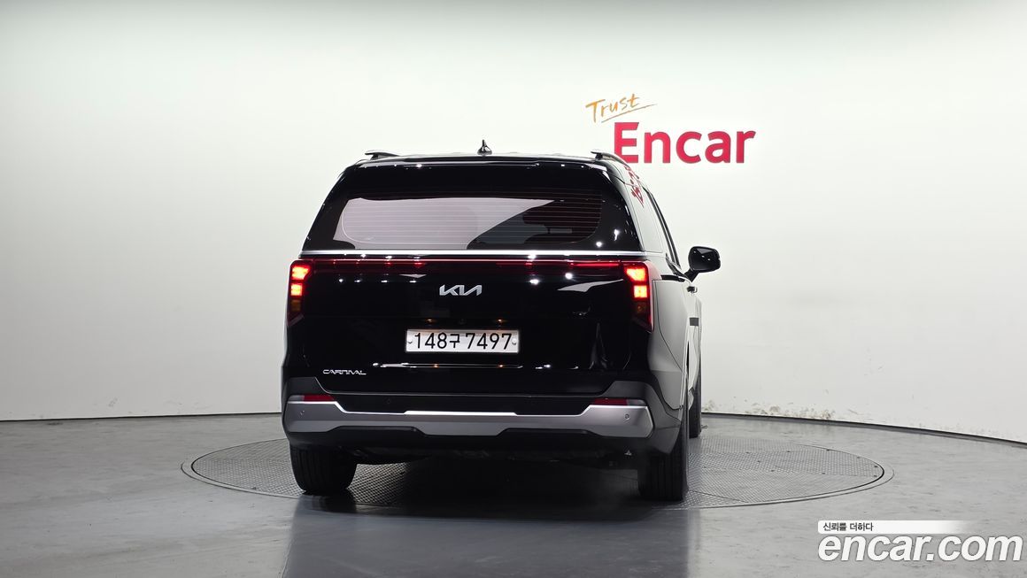 Kia Canival 2025