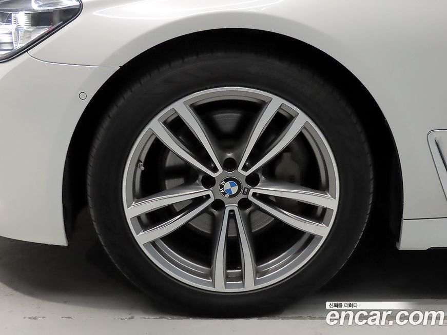 BMW 7-Series 2018