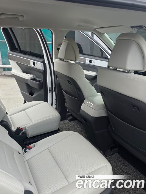 Hyundai Santafe 2024