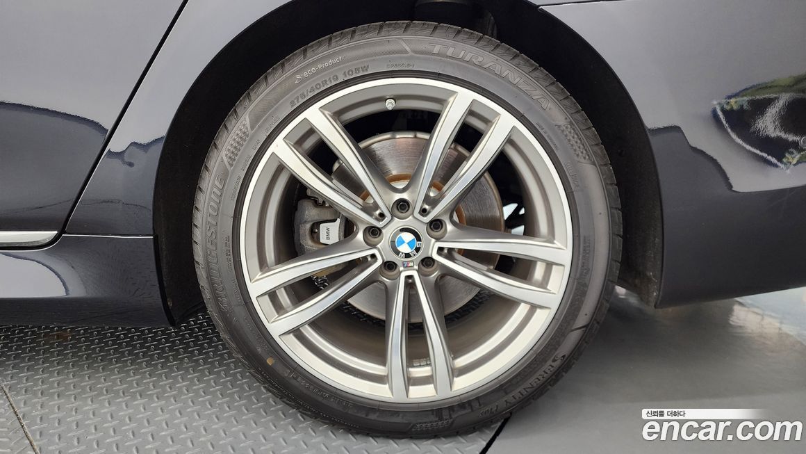 BMW 7-Series 2018