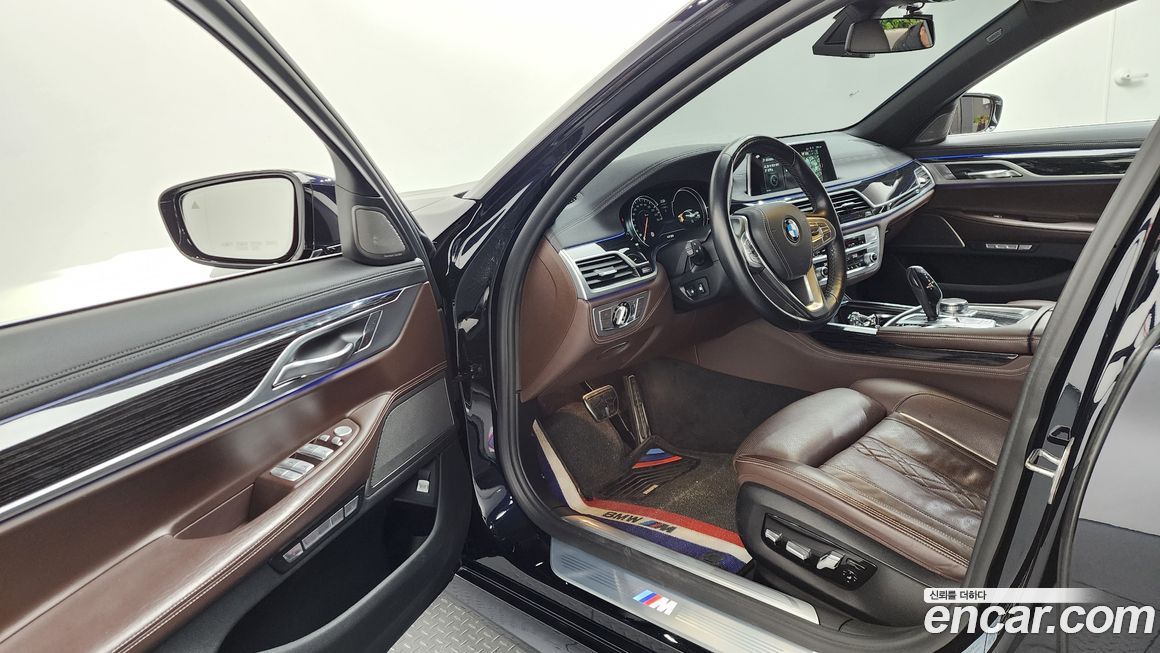 BMW 7-Series 2018