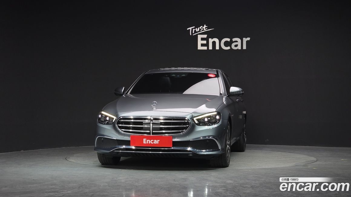 Mercedes-Benz E-Class 2021