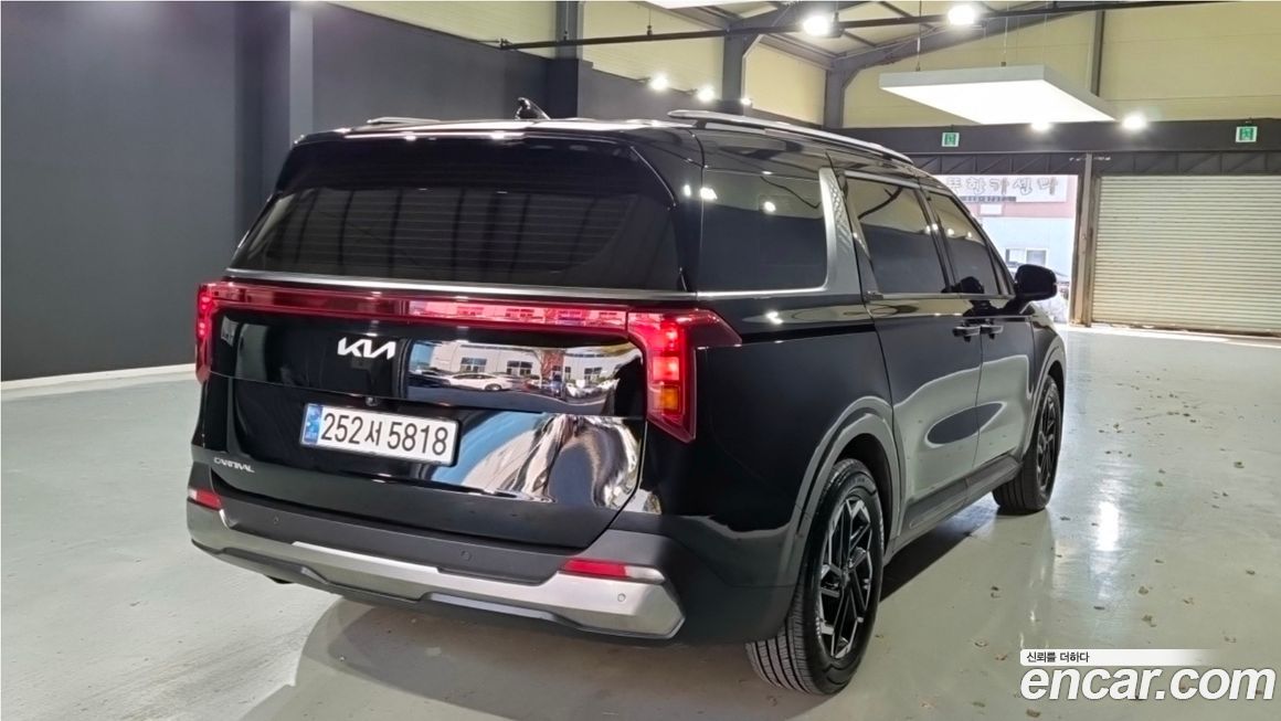 Kia Canival 2025
