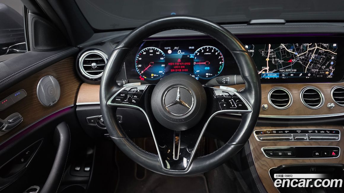 Mercedes-Benz E-Class 2021